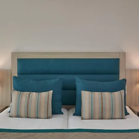Atlantica Aeneas 5* 圣纳帕